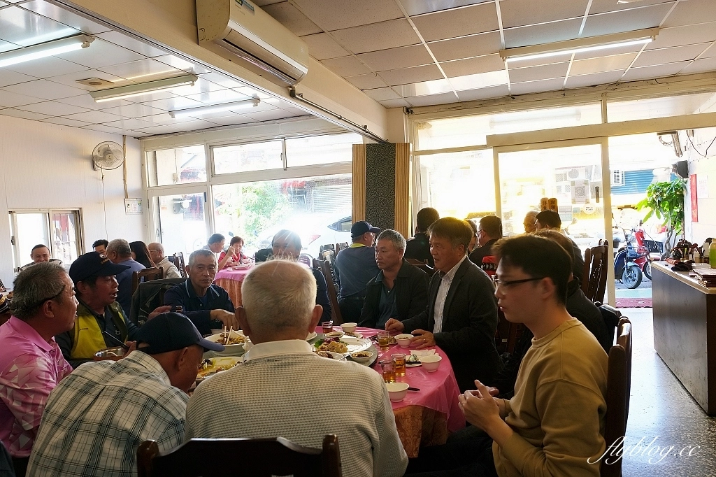 宜蘭三星｜欣欣食堂，三星古早味台菜料理，整盤三星蔥霸氣上桌，蚵麵線大顆又新鮮 @飛天璇的口袋