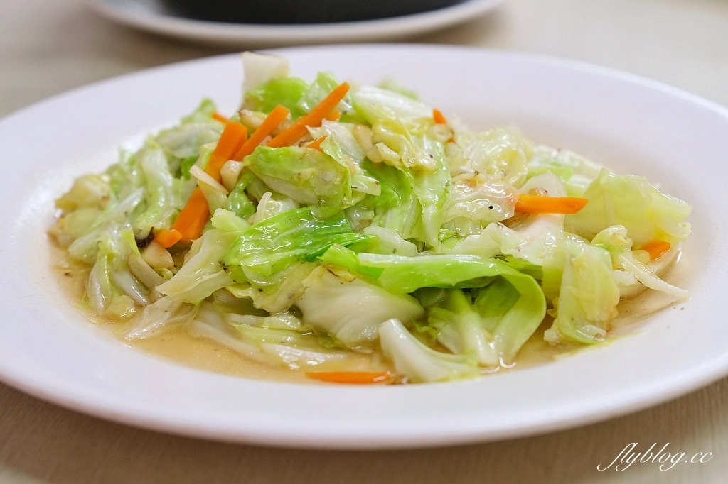 宜蘭三星｜欣欣食堂，三星古早味台菜料理，整盤三星蔥霸氣上桌，蚵麵線大顆又新鮮 @飛天璇的口袋