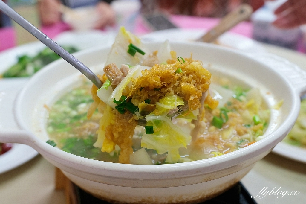 宜蘭三星｜欣欣食堂，三星古早味台菜料理，整盤三星蔥霸氣上桌，蚵麵線大顆又新鮮 @飛天璇的口袋