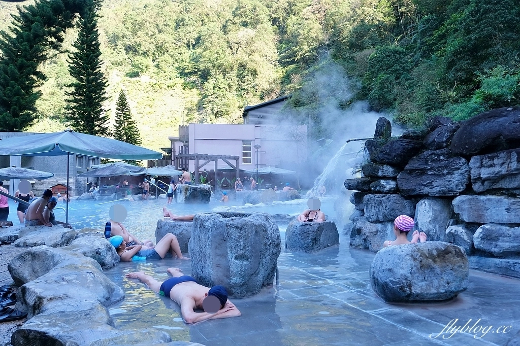 宜蘭大同｜鳩之澤溫泉，群山環繞的夢幻藍湖溫泉，還可以煮溫泉蛋和溫泉玉米 @飛天璇的口袋