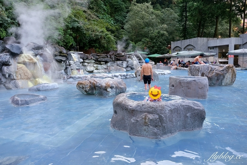 宜蘭大同｜鳩之澤溫泉，群山環繞的夢幻藍湖溫泉，還可以煮溫泉蛋和溫泉玉米 @飛天璇的口袋