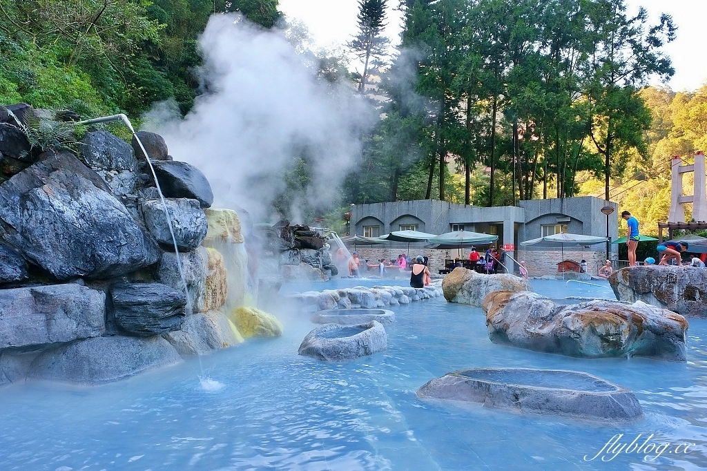 宜蘭大同｜鳩之澤溫泉，群山環繞的夢幻藍湖溫泉，還可以煮溫泉蛋和溫泉玉米 @飛天璇的口袋
