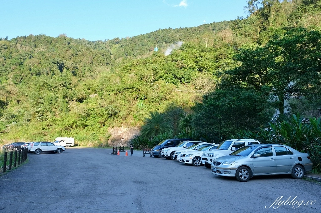 宜蘭大同｜鳩之澤溫泉，群山環繞的夢幻藍湖溫泉，還可以煮溫泉蛋和溫泉玉米 @飛天璇的口袋