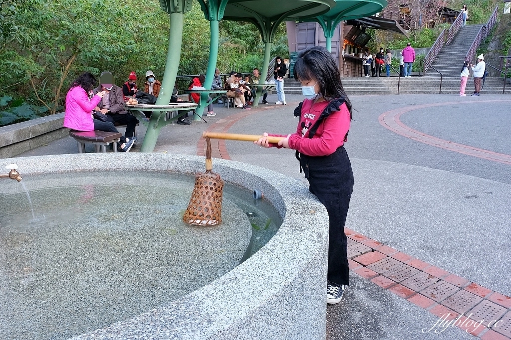 宜蘭大同｜鳩之澤溫泉，群山環繞的夢幻藍湖溫泉，還可以煮溫泉蛋和溫泉玉米 @飛天璇的口袋