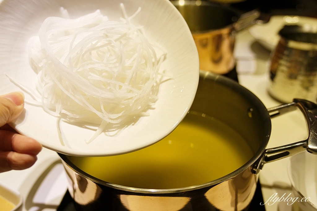 台中西屯｜涮屋馬．屋馬燒肉火鍋新品牌，訂位方式菜單和食用心得一次看 @飛天璇的口袋