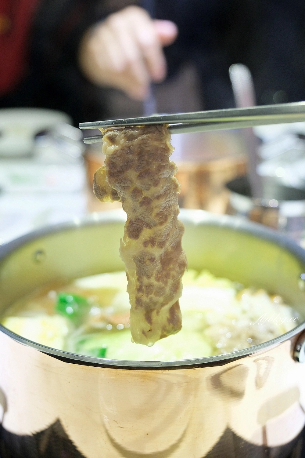 台中西屯｜涮屋馬．屋馬燒肉火鍋新品牌，訂位方式菜單和食用心得一次看 @飛天璇的口袋