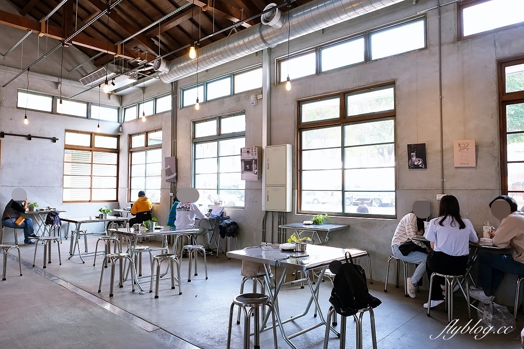 台中東區｜第四市場，日治時期舊市場再活化，文青市集品嚐東泉辣椒 @飛天璇的口袋