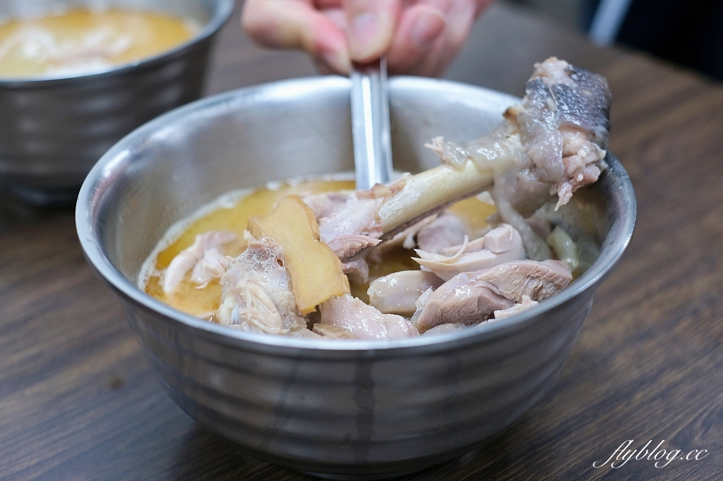 台北中正｜阿男麻油雞，米其林推薦街頭小吃，南機場夜市人氣麻油雞攤 @飛天璇的口袋