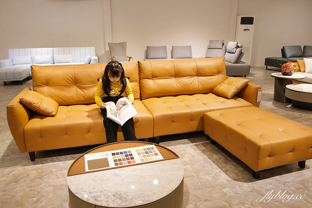 台中西屯｜沙發先生家居，擁有自家工廠的沙發體驗館，可以量身訂作的沙發客製化服務 @飛天璇的口袋