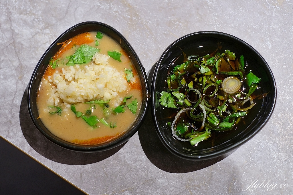 台中南屯｜嚮辣牛和麻辣鍋，超過100種火鍋自助吧，898元以上和牛吃到飽 @飛天璇的口袋