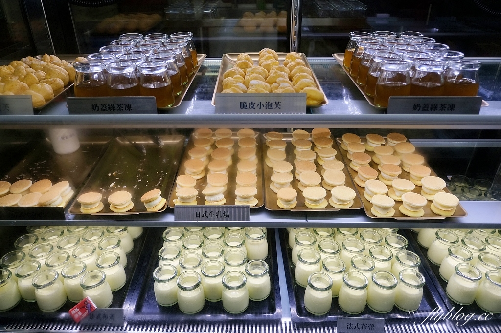 台中南屯｜嚮辣牛和麻辣鍋，超過100種火鍋自助吧，898元以上和牛吃到飽 @飛天璇的口袋