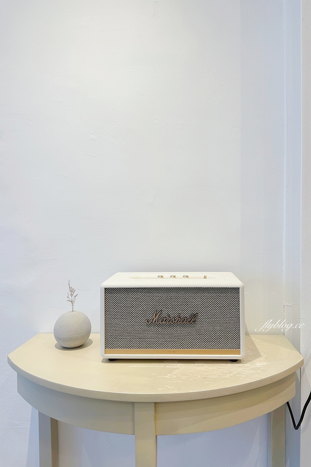 台中西區｜L’espace 老陳小圓法漢堡專賣店，老陳搬家了，國美館商圈侘寂風白色復古小洋房 @飛天璇的口袋