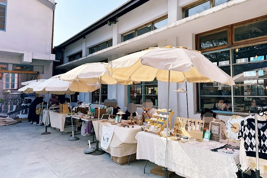 台中東區｜第四市場，日治時期舊市場再活化，文青市集品嚐東泉辣椒 @飛天璇的口袋