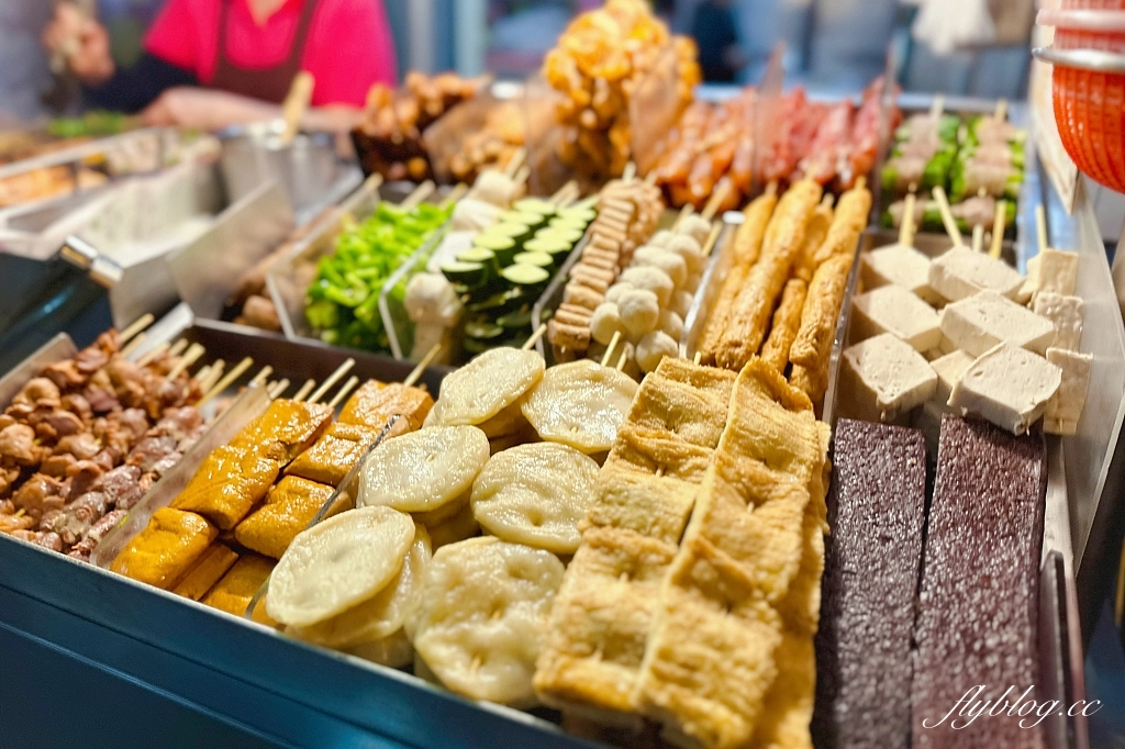 台中中區｜林家烤肉，中華夜市裡的隱藏版美食，營業超過50年的人氣烤肉攤 @飛天璇的口袋