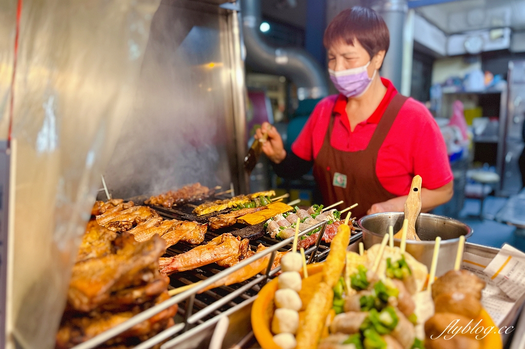 台中中區｜林家烤肉，中華夜市裡的隱藏版美食，營業超過50年的人氣烤肉攤 @飛天璇的口袋