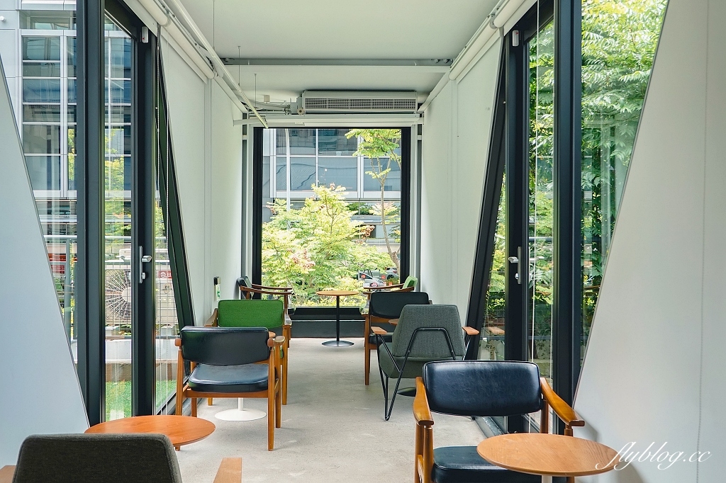 台北內湖｜Tzubi Park Project 趣末商行，唯美系白色貨櫃屋咖啡館，好吃又清爽的水果奶油蛋糕 @飛天璇的口袋