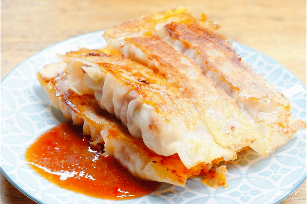 台北中正｜在地人帶路，隱藏版南機場夜市小吃美食，帶了3個胃來也不夠裝 @飛天璇的口袋