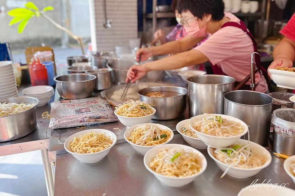 台中西區｜無招牌自治街乾麵，住家營業50年都沒有招牌，一碗炒麵感受最簡單的人情味 @飛天璇的口袋