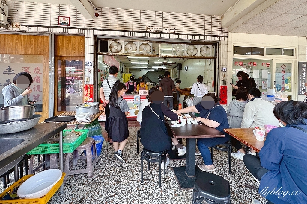 台中西屯|老鋪子湯包,超大顆的會噴汁湯包,逢甲商圈學生族最愛的銅板美食 @飛天璇的口袋 台中西屯|老鋪子湯包,超大顆的會噴汁湯包,逢甲商圈學生族最愛的銅板美食 @飛天璇的口袋