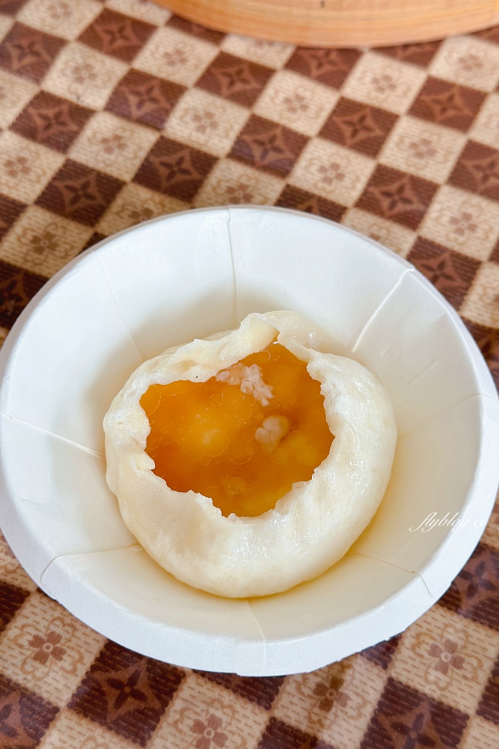 台中西屯|老鋪子湯包,超大顆的會噴汁湯包,逢甲商圈學生族最愛的銅板美食 @飛天璇的口袋 台中西屯|老鋪子湯包,超大顆的會噴汁湯包,逢甲商圈學生族最愛的銅板美食 @飛天璇的口袋