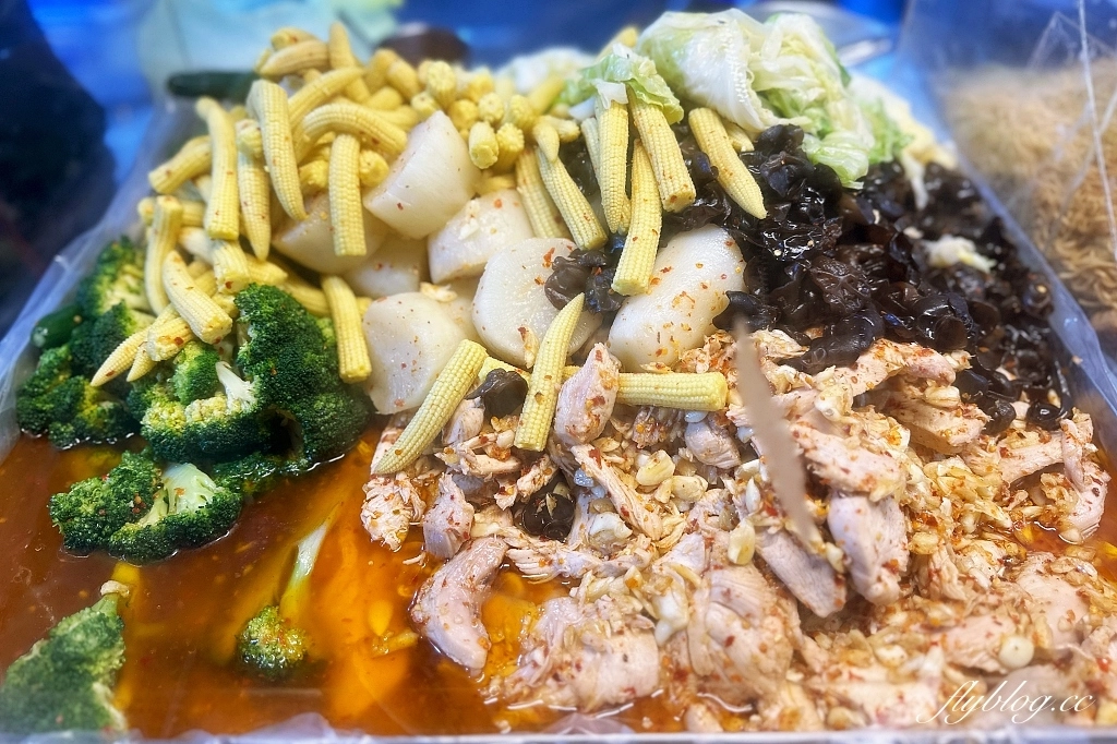 台中南區｜阿嬤古早味冷滷，大慶夜市爆紅排隊美食，每天大排長龍的冷滷味攤 @飛天璇的口袋