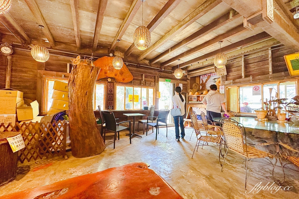 台北北投｜名陽匍休閒農莊，陽明山海芋季開始了，可愛粉紅噗噗車超好拍 @飛天璇的口袋