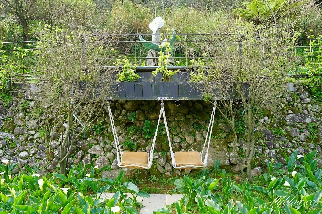 台北北投｜名陽匍休閒農莊，陽明山海芋季開始了，可愛粉紅噗噗車超好拍 @飛天璇的口袋