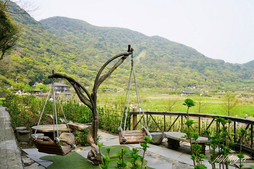 台北北投｜名陽匍休閒農莊，陽明山海芋季開始了，可愛粉紅噗噗車超好拍 @飛天璇的口袋