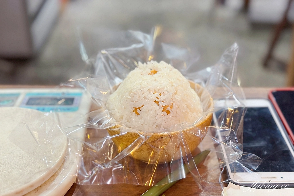 台中西屯｜原氣飯糰，傳統飯糰也可以很IG，包裝可愛的文青飯糰提著走 @飛天璇的口袋
