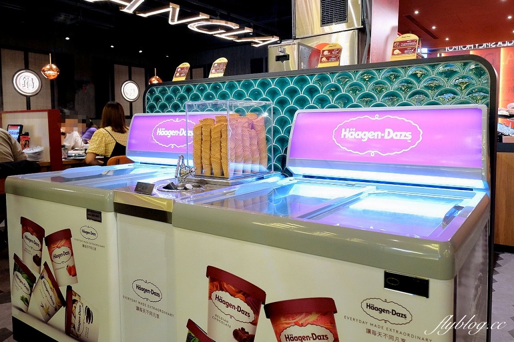 台中南屯｜嚮辣牛和麻辣鍋，超過100種火鍋自助吧，898元以上和牛吃到飽 @飛天璇的口袋