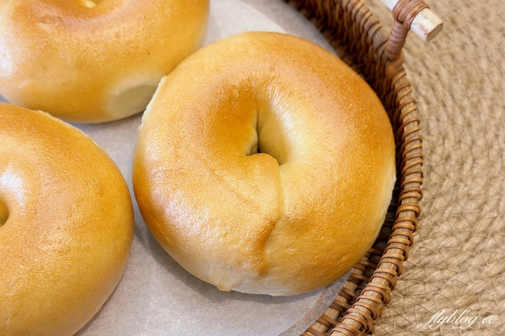 食譜分享｜貝果的做法，不用攪拌機也可以，藍莓乳酪貝果超好吃 @飛天璇的口袋