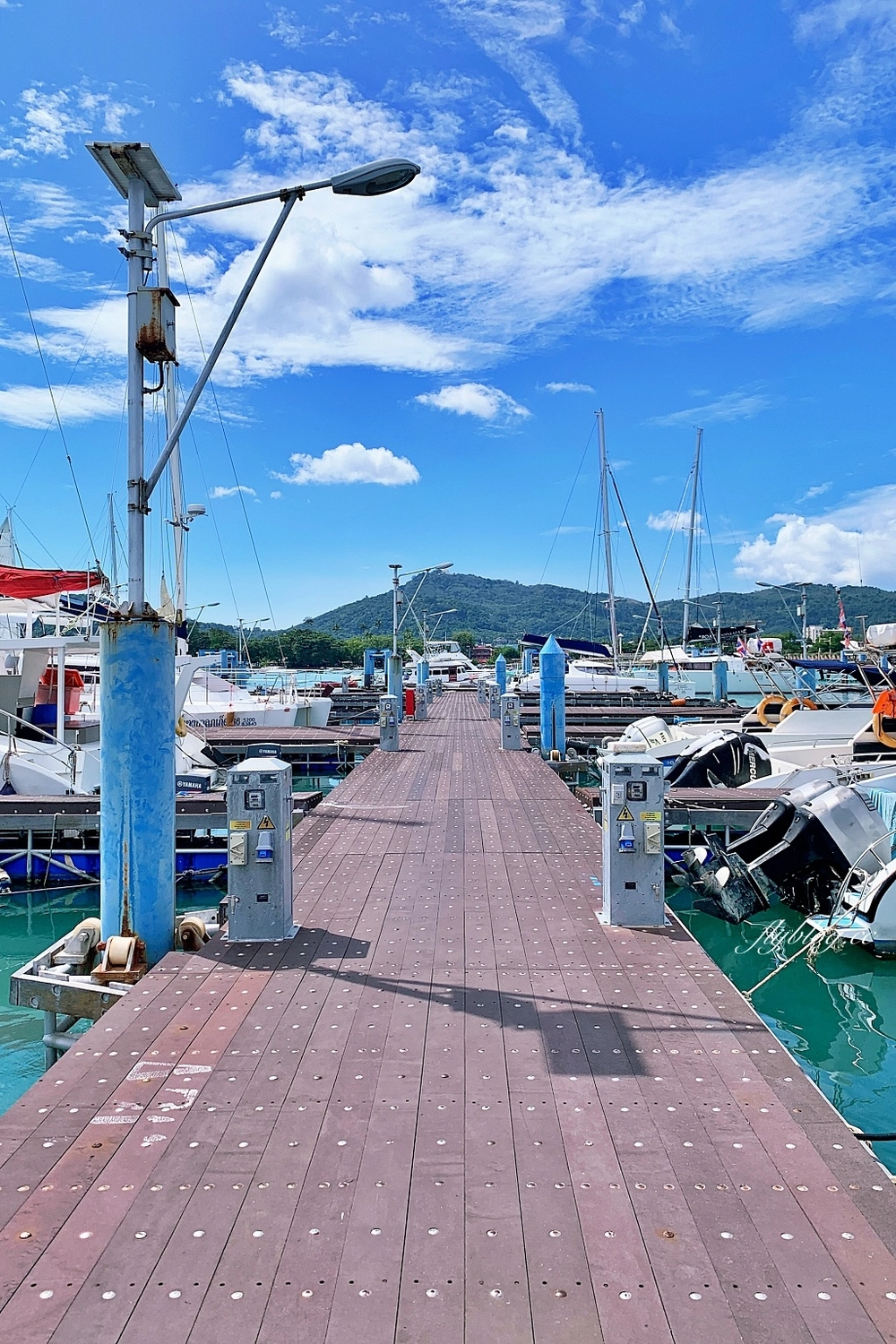泰國普吉島｜珊瑚島Coral Island．搭乘遊艇前往普吉島渡假盛地，在banana beach享受陽光沙灘比基尼 @飛天璇的口袋
