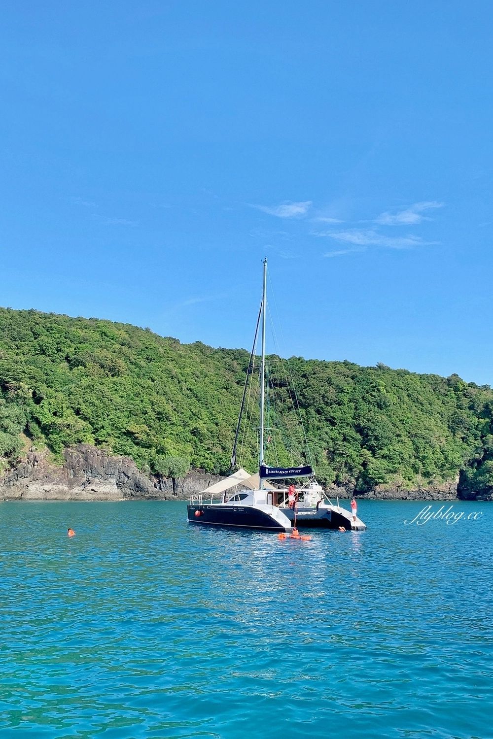 泰國普吉島｜珊瑚島Coral Island．搭乘遊艇前往普吉島渡假盛地，在banana beach享受陽光沙灘比基尼 @飛天璇的口袋