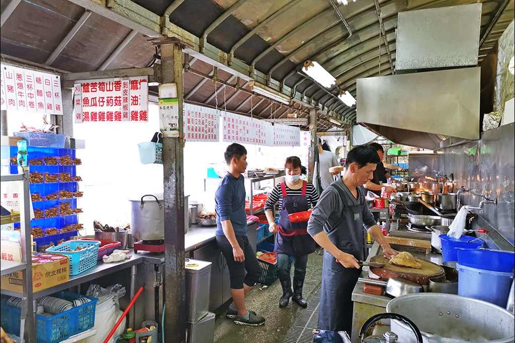 台北景點｜陽明山一日遊．春暖花開陽明山賞花，吃土雞走步道，再到秘境喝下午茶 @飛天璇的口袋
