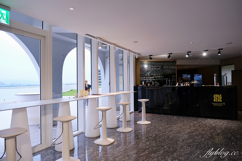 新北淡水｜將捷金鬱金香酒店，房間陽台正對淡水河美景，結合飯店商場和電影院 @飛天璇的口袋