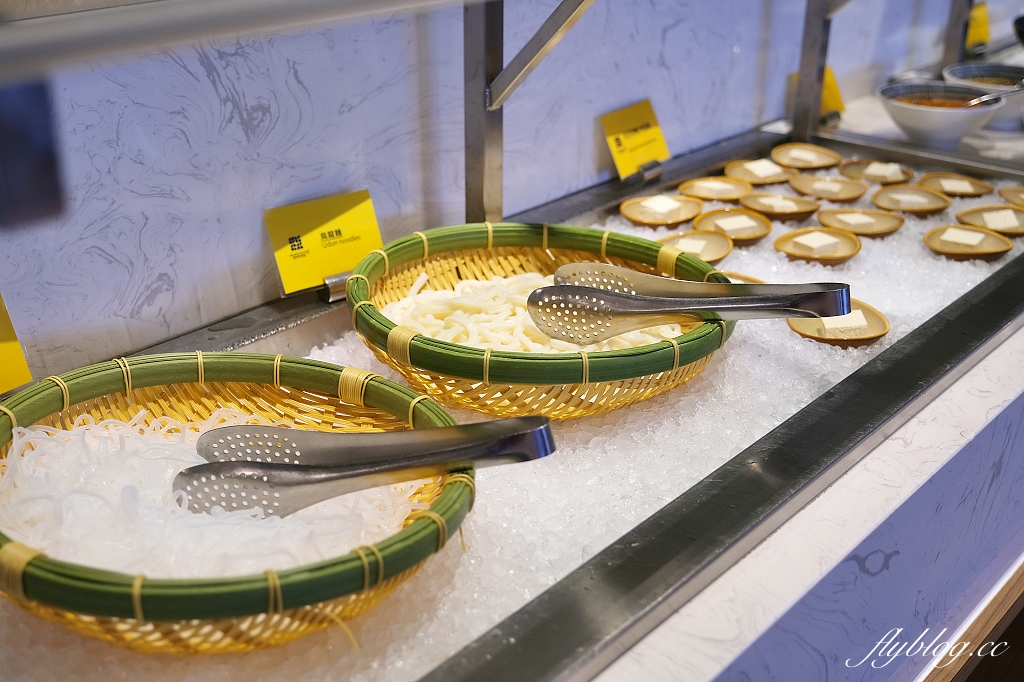 新北淡水｜將捷金鬱金香酒店，房間陽台正對淡水河美景，結合飯店商場和電影院 @飛天璇的口袋