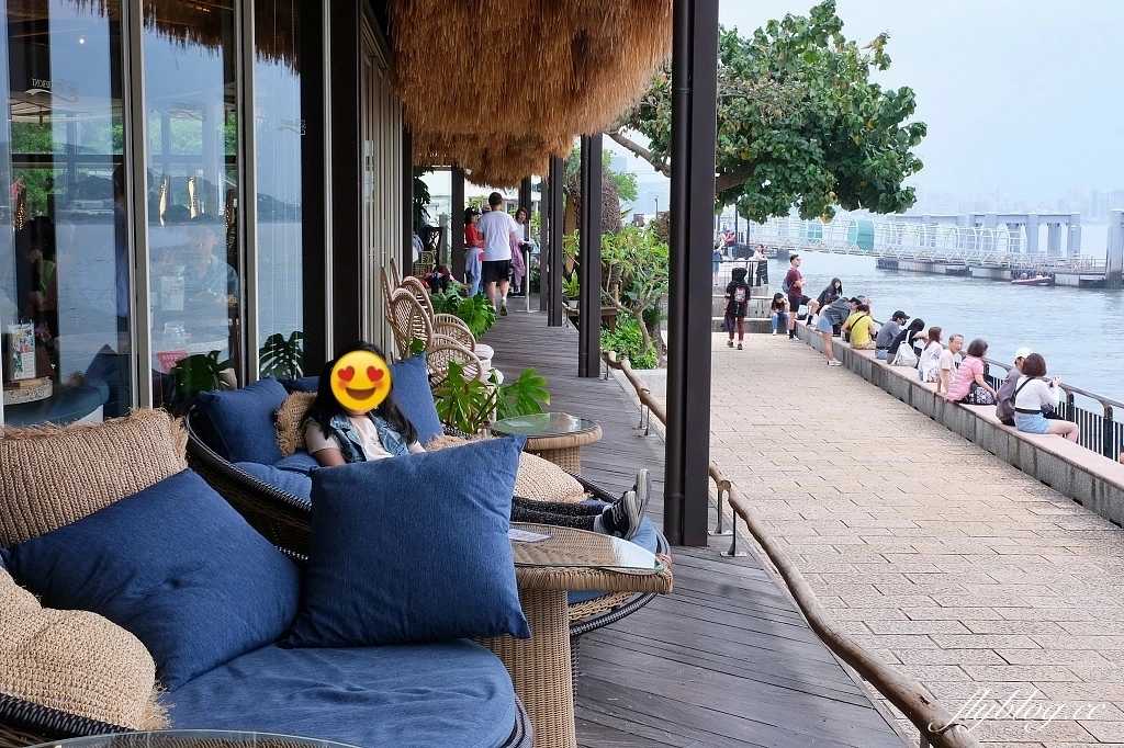 新北淡水｜水灣餐廳waterfront 榕堤店，淡水最美景觀餐廳，感受濃濃峇里島風情(附菜單) @飛天璇的口袋