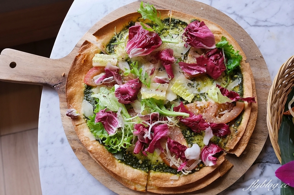 新北淡水｜水灣餐廳waterfront 榕堤店，淡水最美景觀餐廳，感受濃濃峇里島風情(附菜單) @飛天璇的口袋