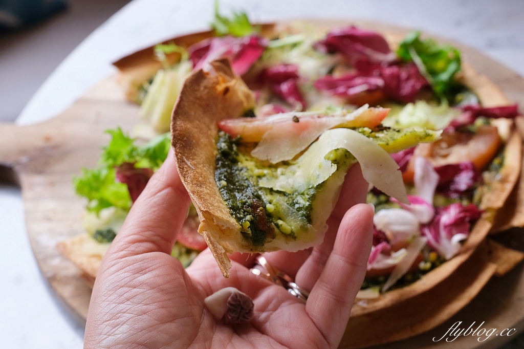 新北淡水｜水灣餐廳waterfront 榕堤店，淡水最美景觀餐廳，感受濃濃峇里島風情(附菜單) @飛天璇的口袋