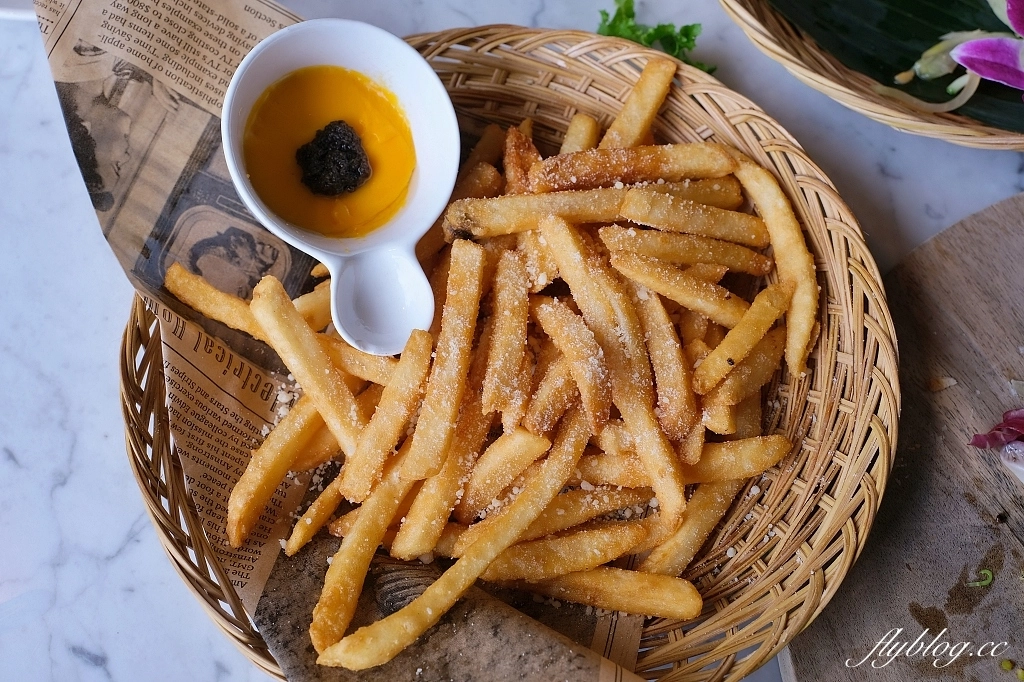 新北淡水｜水灣餐廳waterfront 榕堤店，淡水最美景觀餐廳，感受濃濃峇里島風情(附菜單) @飛天璇的口袋