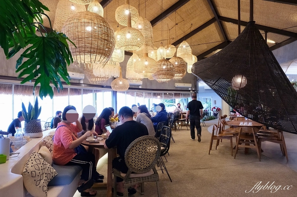 新北淡水｜水灣餐廳waterfront 榕堤店，淡水最美景觀餐廳，感受濃濃峇里島風情(附菜單) @飛天璇的口袋