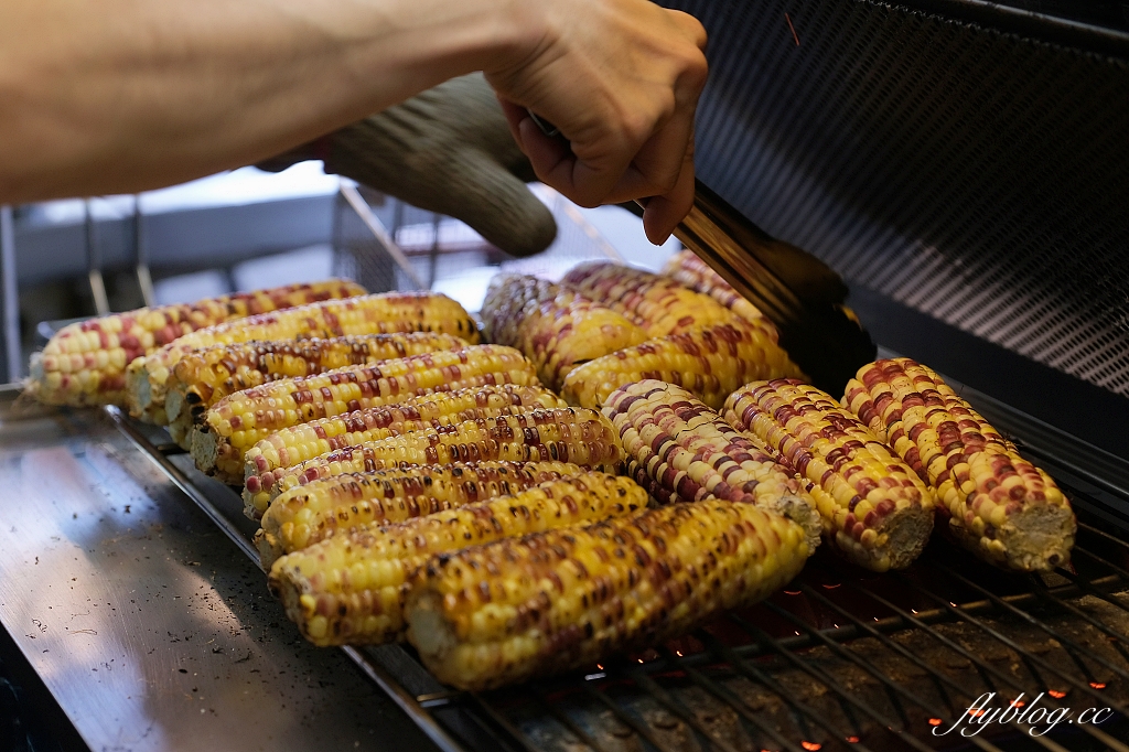 台北中正｜玉米家，米其林推薦街頭小吃，南機場夜市超好吃的烤玉米店 @飛天璇的口袋