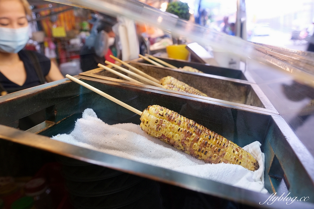 台北中正｜玉米家，米其林推薦街頭小吃，南機場夜市超好吃的烤玉米店 @飛天璇的口袋