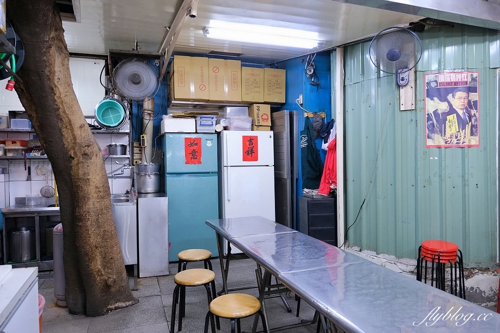 台北中正｜在地人帶路，隱藏版南機場夜市小吃美食，帶了3個胃來也不夠裝 @飛天璇的口袋