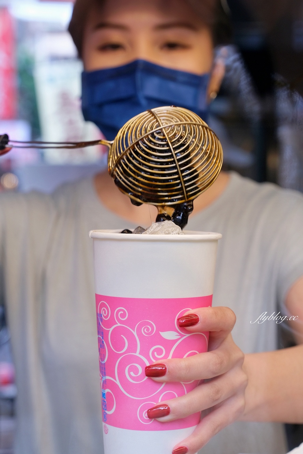 台北中正｜英姐黑糖珍珠鮮奶，台北夜市飲料之王，使用100%光泉鮮乳，南機場夜市人氣美食 @飛天璇的口袋