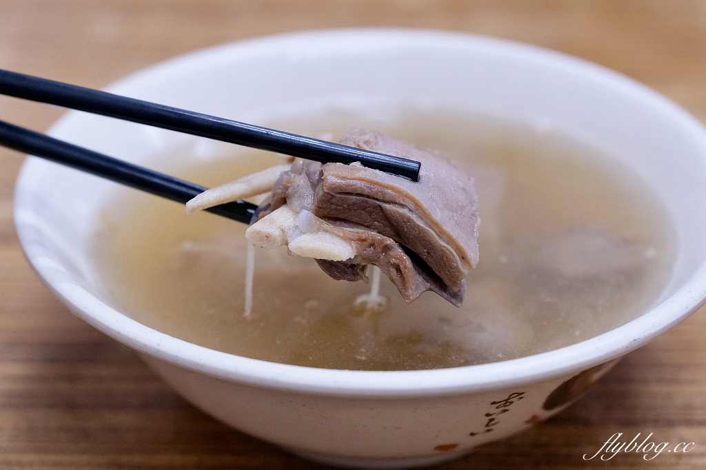 台北中正｜全心羊肉，羊肉軟嫩無腥羶味，南機場夜市人氣羊肉攤，Google評論4.7顆星 @飛天璇的口袋