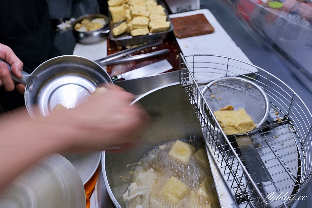 台北中正｜南機場林家臭豆腐，道地的古早味臭豆腐，台式泡菜清脆好吃 @飛天璇的口袋