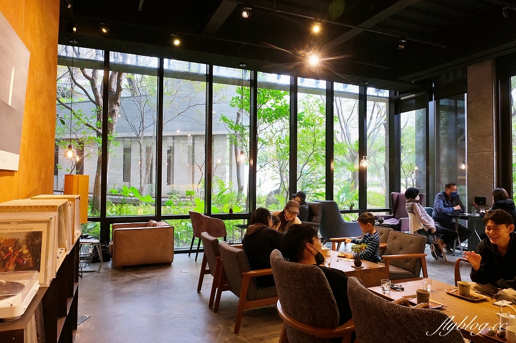 新竹竹北｜半畝院子，竹北森林系咖啡館茶窩窩，坐落在住宅區裡的人文館 @飛天璇的口袋