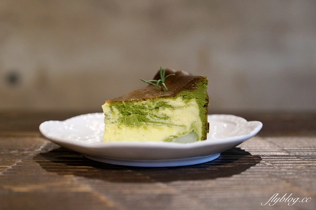 新竹竹北｜半畝院子，竹北森林系咖啡館茶窩窩，坐落在住宅區裡的人文館 @飛天璇的口袋