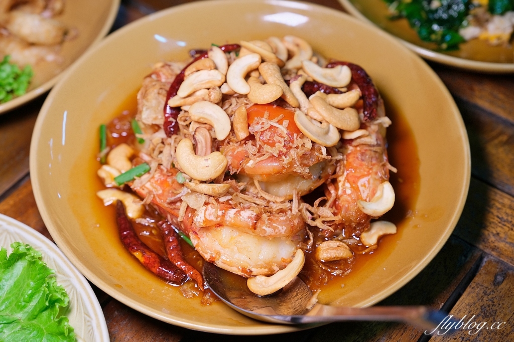 泰國普吉島｜Nam YOI Restaurant ร้านน้ำย้อย，米其林必比登推薦餐廳，提供道地泰南料理 @飛天璇的口袋